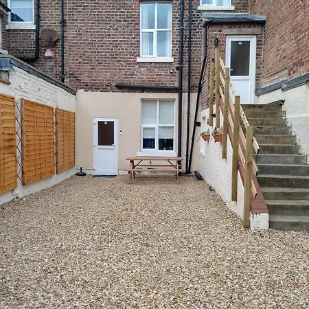 Feriehus West Cliff Townhouse With Parking Whitby