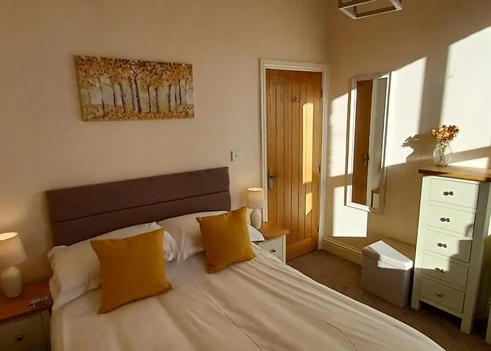 Semesterbostad West Cliff Townhouse With Parking